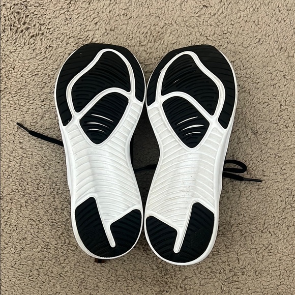 Women's New Balance Black and Leopard Print Athletic Shoes - Picture 5 of 6